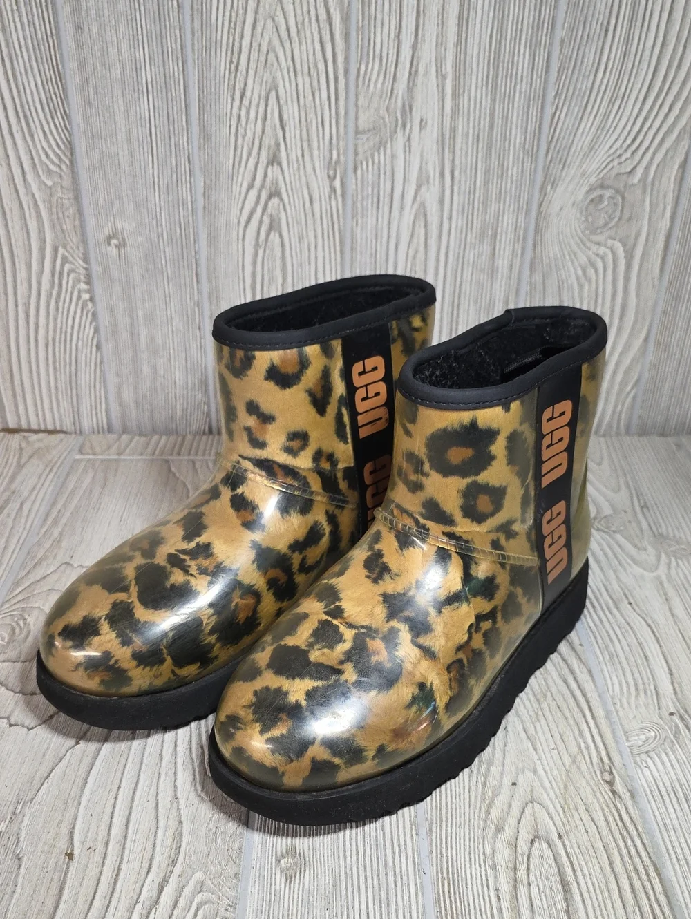 UGG Classic Clearn Mini Panther Boots Animla Print Slip On Boots Womens Size 7